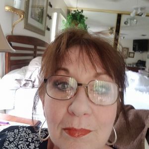 Meet your Posher, Peggy